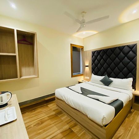 Hotel Comfort- Andheri West Mumbai Ngoại thất bức ảnh